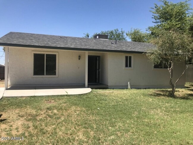 property at 2206 N 25th St
