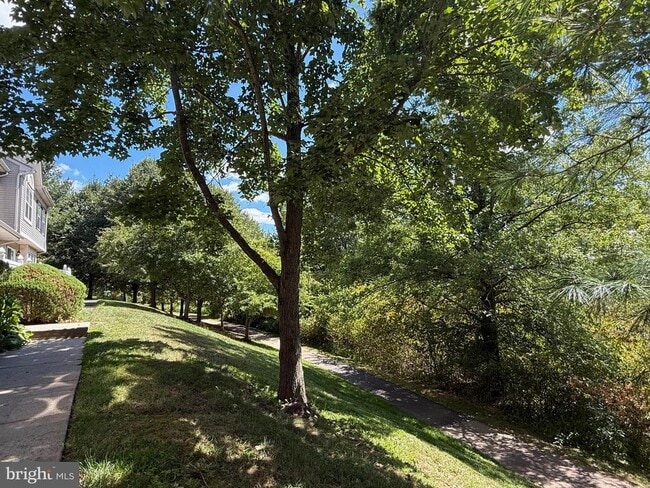 1106 Cherry Wood Ct in Phoenixville, PA - Building Photo - Building Photo