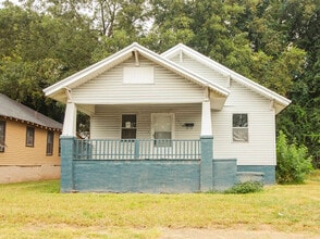 1609 Exeter Ave in Bessemer, AL - Building Photo - Building Photo