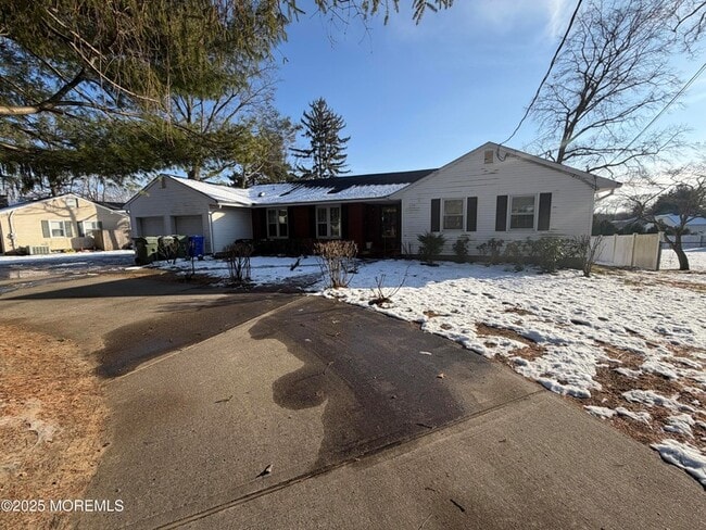 property at 550 Wall St