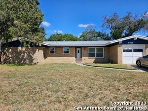 4614 Lorelei Dr in San Antonio, TX - Building Photo