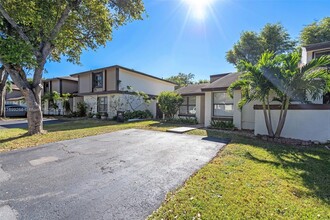 12950 SW 66th Terrace in Miami, FL - Building Photo - Building Photo