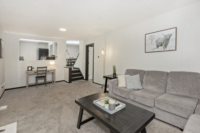 property at 1178 Mohegan Trl