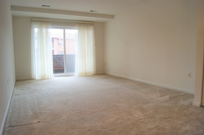 20 Juliet Ln in Perry Hall, MD - Building Photo - Building Photo