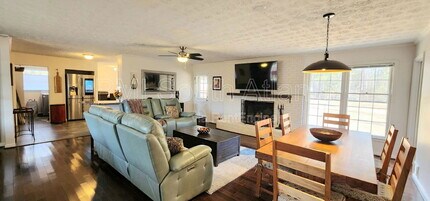 1240 Flat Rock Rd in Stockbridge, GA - Building Photo - Building Photo