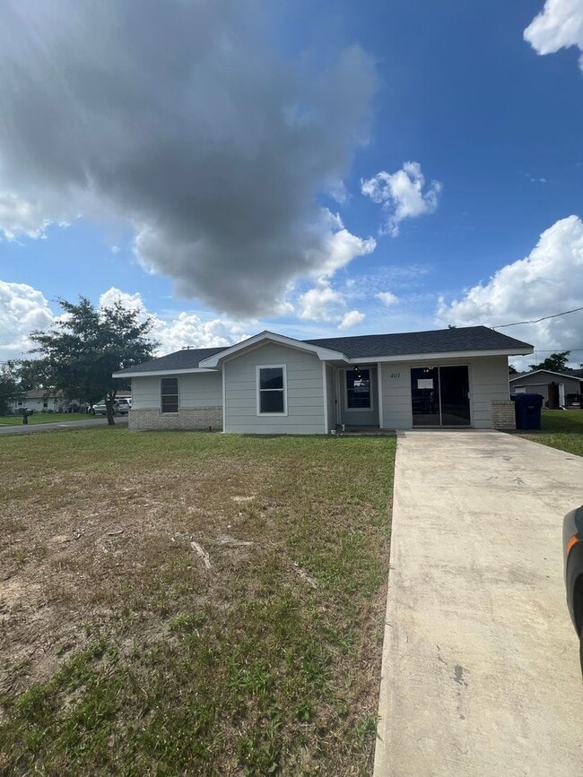 401 Ward Ln in Sulphur, LA - Building Photo - Building Photo