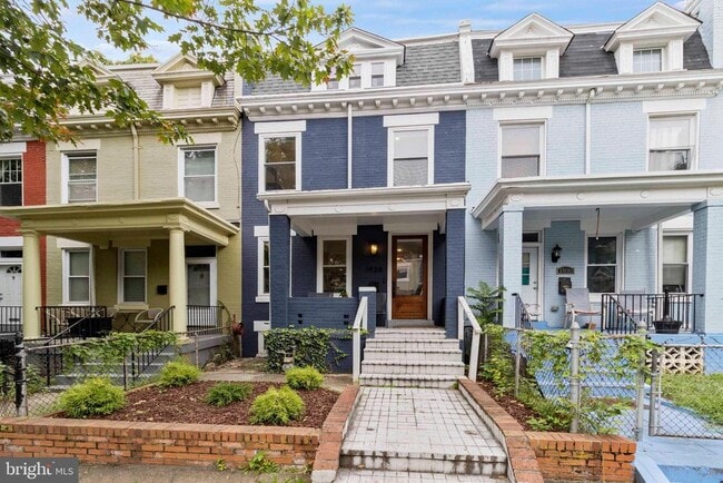 property at 1928 First St NE