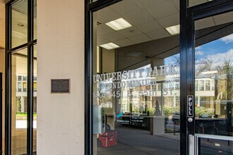 1401 E 55th St-Unit -305N in Chicago, IL - Building Photo - Building Photo