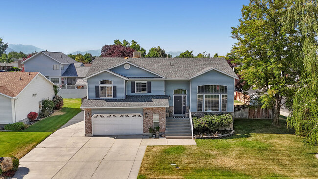 property at 269 W 1820 N