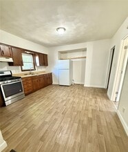 115 S Lawn Ave in O'Fallon, IL - Building Photo - Building Photo