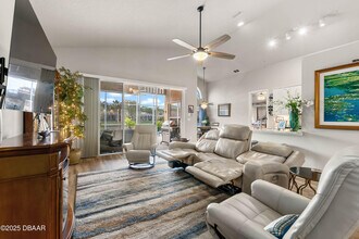 1234 Crown Pointe Ln in Ormond Beach, FL - Building Photo - Building Photo