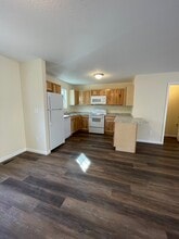 640 Evans Rd in Pigeon Forge, TN - Foto de edificio - Building Photo