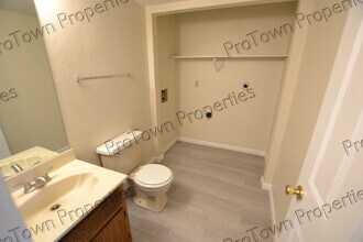 654 Meadowood Ln, Unit 654 in Wilmington, IL - Foto de edificio - Building Photo