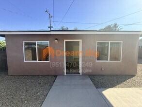 509 W Lorraine Pl in Rialto, CA - Building Photo - Building Photo