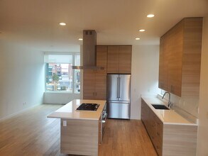 55 SW Wall St in Bend, OR - Foto de edificio - Building Photo