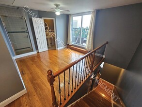 209 E 30th St in Kansas City, MO - Foto de edificio - Building Photo