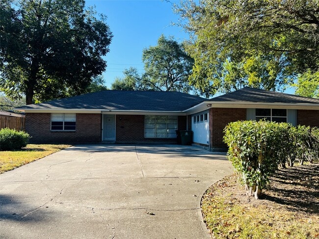 5511 Willowbend Blvd