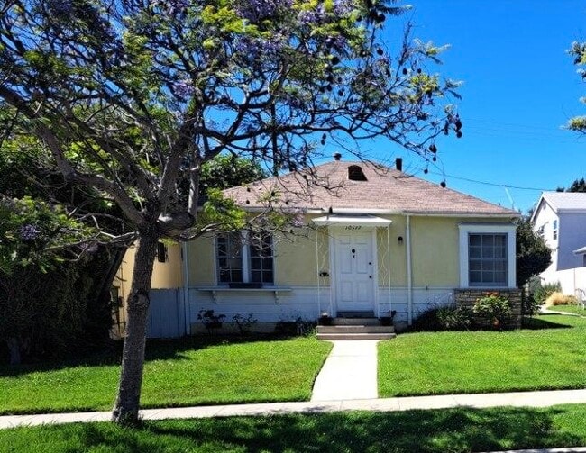 10577 Ayres Ave, Unit 10577 Ayres Avenue