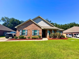 11464 Oak Aly Dr S in Grand Bay, AL - Building Photo