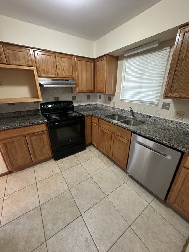 4908 N New Hope Rd in Raleigh, NC - Building Photo - Building Photo