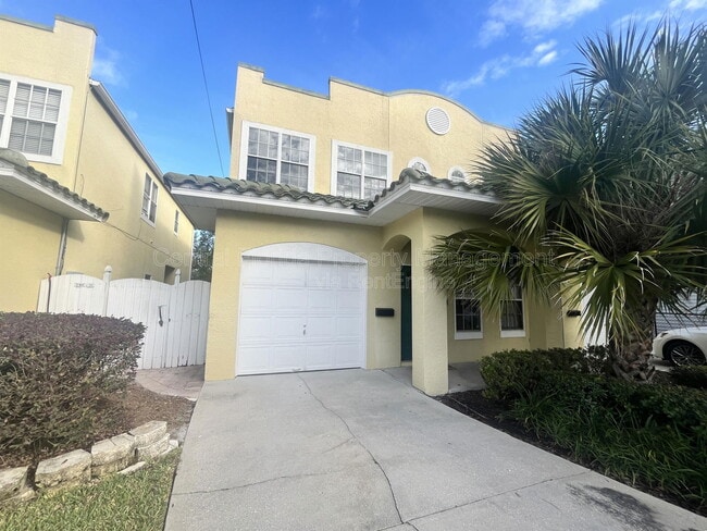 1625 Park Lake St in Orlando, FL - Building Photo - Building Photo