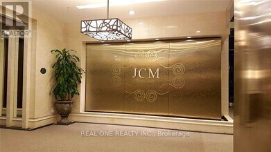 28 Linden St in Toronto, ON - Building Photo - Building Photo