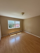 4337 Prescott Ave in Lyons, IL - Foto de edificio - Building Photo