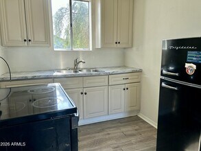 5545 W State Ave in Glendale, AZ - Building Photo - Building Photo