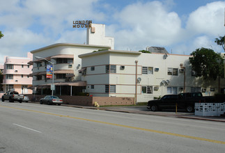 London House in Miami Beach, FL - Building Photo - Building Photo