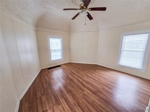 38 N Main St in Middleport, NY - Building Photo - Building Photo