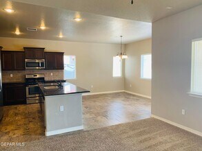 3888 Loma Brisa Dr in El Paso, TX - Building Photo - Building Photo