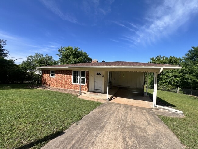 property at 1305 N College Ave