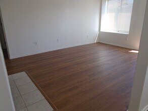 2030 Wheelan Ct in Bakersfield, CA - Building Photo - Building Photo