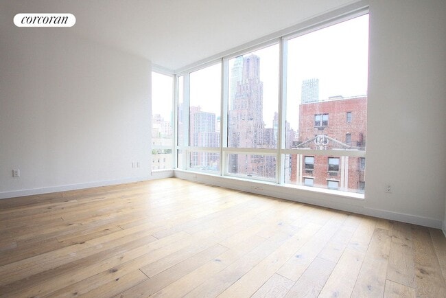 325 Lexington Ave in New York, NY - Building Photo - Building Photo