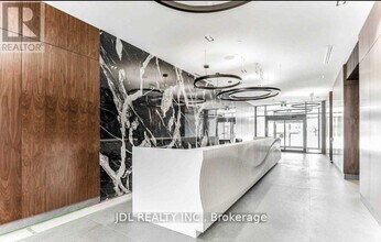 7895 Jane St in Vaughan, ON - Building Photo - Building Photo