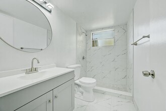 13730 SW 90th Ave in Miami, FL - Building Photo - Building Photo