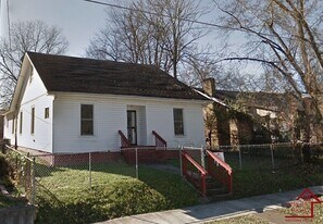 515 Ben Hur Ave in Knoxville, TN - Building Photo