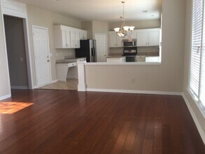 5894 Crimson Oak Ct in Harrisburg, NC - Building Photo - Building Photo