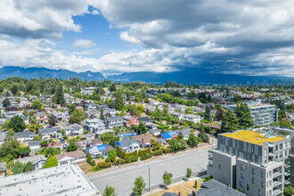 Tower-2 in Vancouver, BC - Building Photo - Building Photo