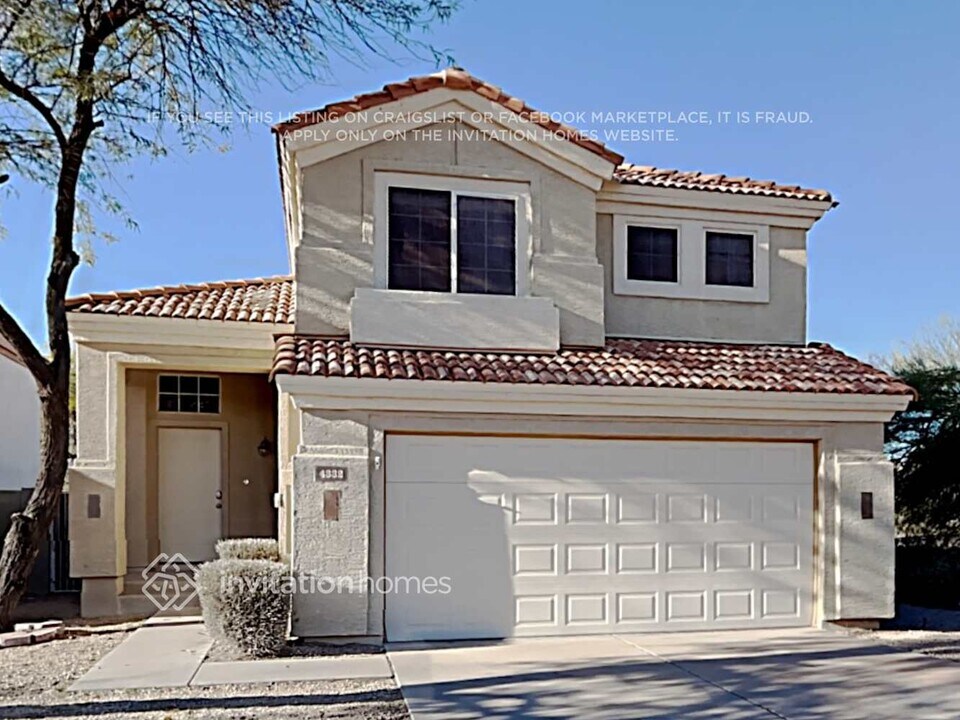4332 E Palo Brea Ln in Cave Creek, AZ - Building Photo