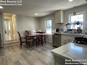 73 Thorndike St in Cambridge, MA - Building Photo - Building Photo