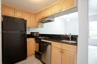 1350 Pennsylvania Ave in Miami Beach, FL - Building Photo - Building Photo