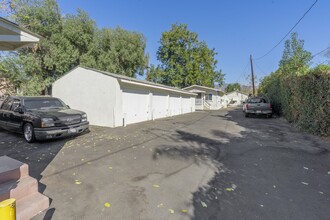 12652 Bradley Ave in Sylmar, CA - Building Photo - Building Photo