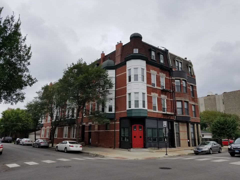 1436 W Erie in Chicago, IL - Foto de edificio