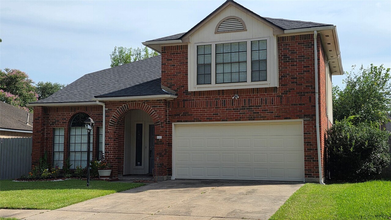 16403 Salinas Ln in Houston, TX - Building Photo