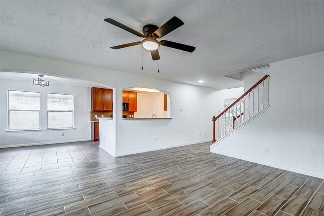 1910 Adobe Falls Dr