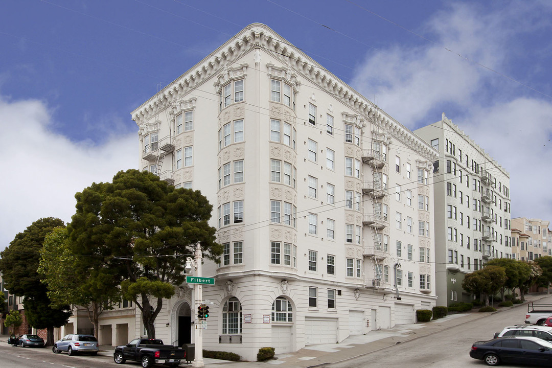 2600 Van Ness in San Francisco, CA - Building Photo