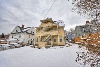 143 Tremont St in Ansonia, CT - Building Photo - Building Photo