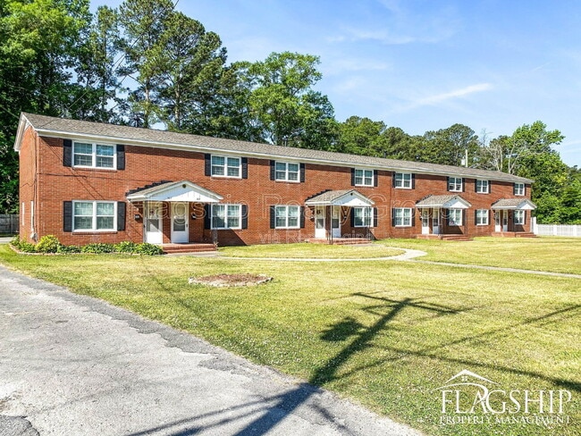 111 W 15th St in Washington, NC - Building Photo - Building Photo