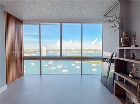 7934 West Dr, Unit 11O5 in Miami Beach, FL - Building Photo
